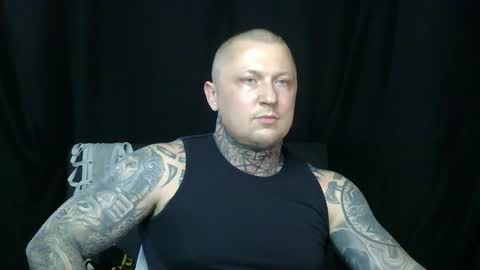 Snapshot of devilwithtats chatting on 05-07-26, 10:53 Lucian online show from 05-07-26, 10:53