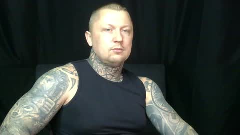 Snapshot of devilwithtats chatting on 05-17-26, 08:45 Lucian online show from 05-17-26, 08:45
