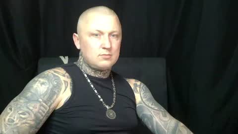 Snapshot of devilwithtats chatting on 06-15-26, 03:36 Lucian online show from 06-15-26, 03:36