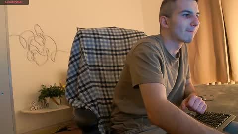 devin_ho online show from 01-19-25, 01:33