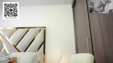 Devin Hunter online show from 10-23-25, 07:34