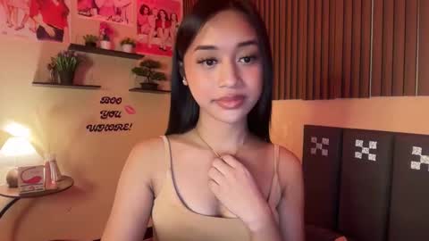 Devine Greyson online show from 10-04-25, 07:12