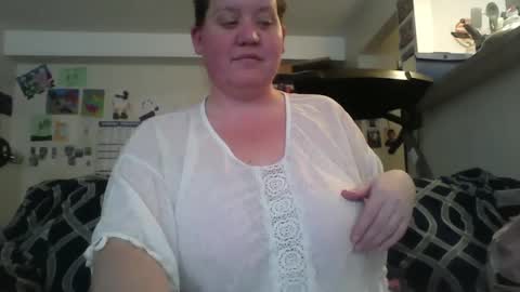 devine_vixen online show from 02-25-25, 04:42