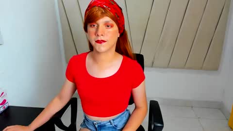 Snapshot of devon_dice chatting on 12-08-24, 12:18 Alex online show from 12-08-24, 12:18