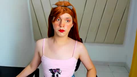 Snapshot of devon_dice chatting on 01-12-25, 02:56 Alex online show from 01-12-25, 02:56