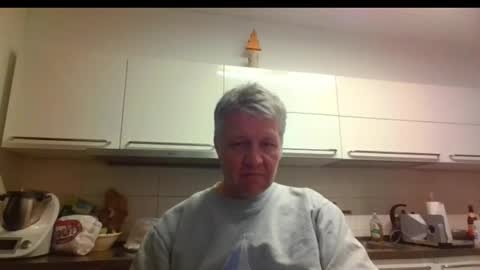 Devon online show from 01-27-25, 12:01