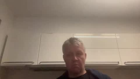 Devon online show from 02-12-26, 01:00