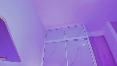 Sara 3 online show from 06-21-26, 12:02