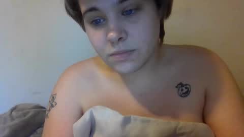 Snapshot of devykitten2018 chatting on 11-13-25, 01:21 devykitten online show from 11-13-25, 01:21