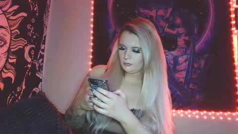 Snapshot of devyn_winter chatting on 01-14-26, 07:41 devyn winter online show from 01-14-26, 07:41