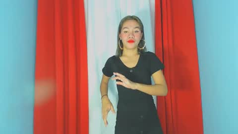 dexie121698 online show from 02-02-25, 02:02