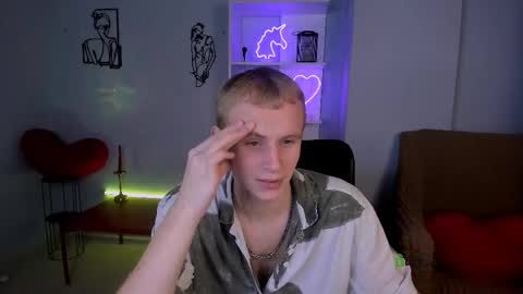 Dekster online show from 12-17-25, 08:59