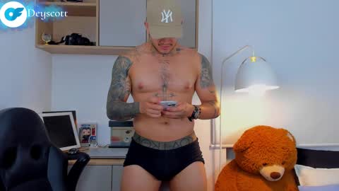 JULIAN online show from 02-23-25, 02:18