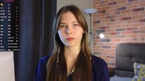 Snapshot of deyvessa chatting on 09-28-25, 08:14 Kira online show from 09-28-25, 08:14