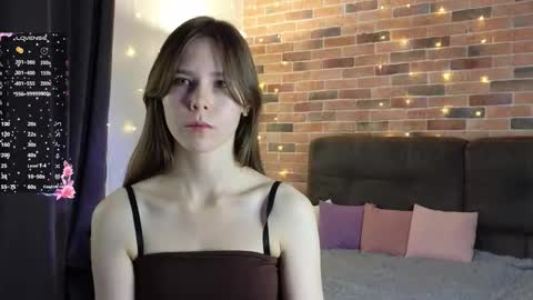 Snapshot of deyvessa chatting on 10-31-25, 05:25 Kira online show from 10-31-25, 05:25