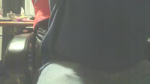 Snapshot of dfwgonewrong chatting on 10-15-25, 01:28 dfwgonewrong online show from 10-15-25, 01:28