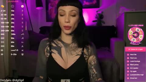 Snapshot of dgtlgrl chatting on 09-16-25, 03:13 dgtlgrl online show from 09-16-25, 03:13
