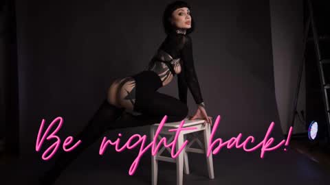 Snapshot of dgtlgrl chatting on 09-23-25, 12:19 dgtlgrl online show from 09-23-25, 12:19