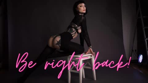 Snapshot of dgtlgrl chatting on 11-03-25, 03:24 dgtlgrl online show from 11-03-25, 03:24