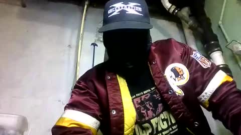 Snapshot of dhbbc454336 chatting on 05-31-26, 06:21 Marcus D-von Steel as the raunchy ass sniffer thrill me with your online show from 05-31-26, 06:21