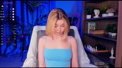 Arina online show from 12-13-24, 01:26