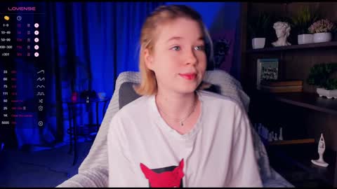 Arina online show from 12-14-24, 09:35