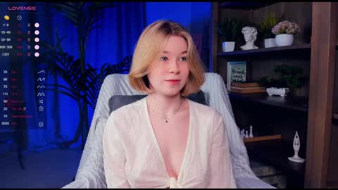 Arina online show from 12-18-24, 09:29
