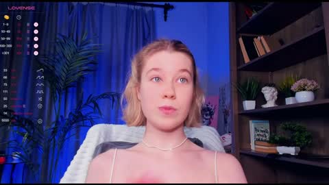 Arina online show from 12-23-24, 03:40