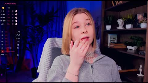 Arina online show from 01-24-25, 09:37