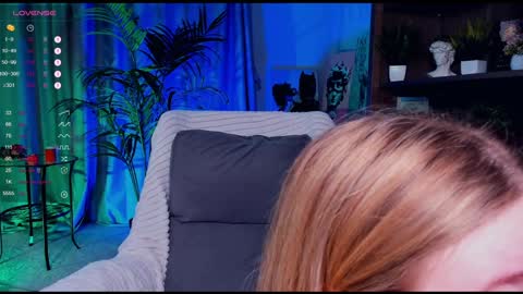 Arina online show from 01-25-25, 03:40
