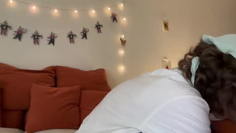 Di Alex online show from 12-19-25, 12:01