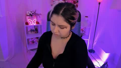 Dia online show from 10-08-25, 07:55