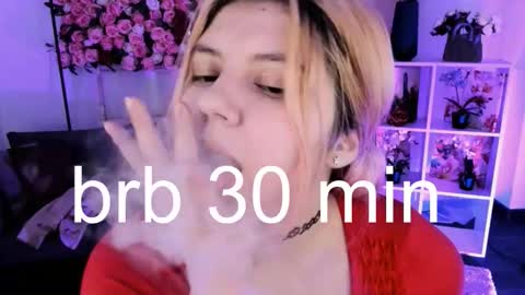 Snapshot of diaangell chatting on 02-10-26, 10:25 Dia online show from 02-10-26, 10:25