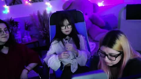 Snapshot of diaangell chatting on 03-01-26, 07:16 Dia online show from 03-01-26, 07:16