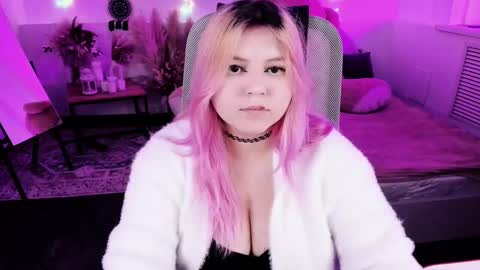 Snapshot of diaangell chatting on 03-04-26, 08:04 Dia online show from 03-04-26, 08:04