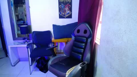 D I A B L A online show from 12-14-25, 07:18