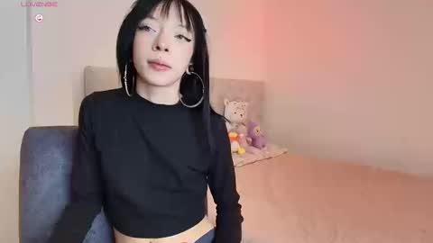 Diamond  online show from 03-13-26, 02:01