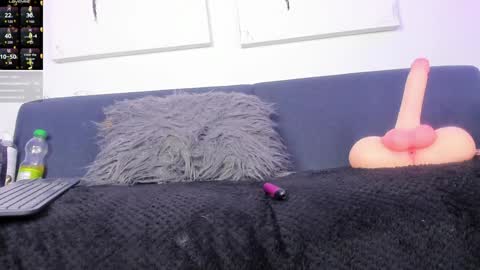 Camila and Megan online show from 01-10-25, 08:15