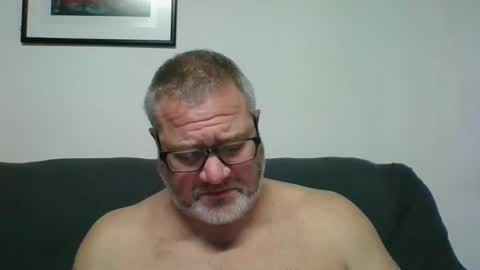Snapshot of diamond_couple_82 chatting on 01-05-25, 05:51 diamond_couple_82 online show from 01-05-25, 05:51