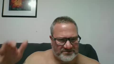 Snapshot of diamond_couple_82 chatting on 01-06-25, 05:41 diamond_couple_82 online show from 01-06-25, 05:41