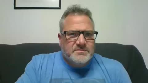 Snapshot of diamond_couple_82 chatting on 10-10-25, 03:38 diamond_couple_82 online show from 10-10-25, 03:38