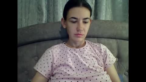 Snapshot of diamond_dana chatting on 10-20-25, 12:00 Diamond Dana online show from 10-20-25, 12:00