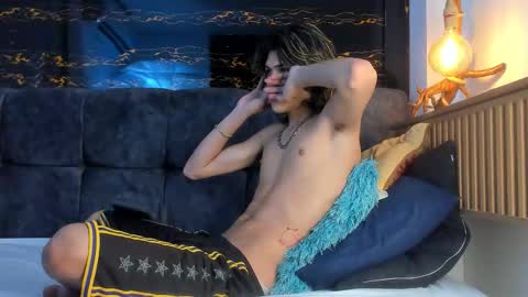 Snapshot of diamond_twink chatting on 10-11-25, 07:45 diamond_twink online show from 10-11-25, 07:45