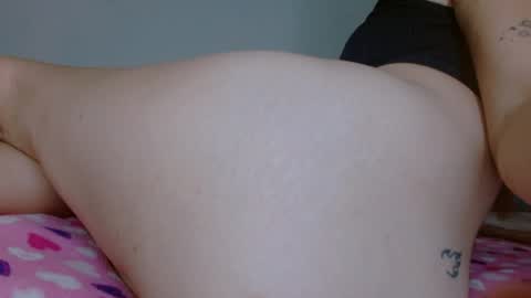 Snapshot of diamondofluz chatting on 03-29-26, 10:54 lucy online show from 03-29-26, 10:54