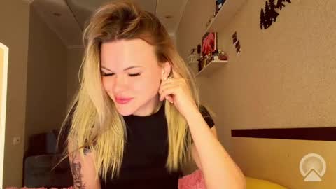 Snapshot of diamoraa chatting on 05-27-26, 03:20 diamoraa online show from 05-27-26, 03:20