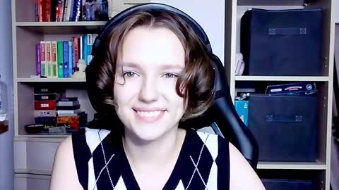 Snapshot of diana_back3 chatting on 10-03-25, 04:26 diana_back3 online show from 10-03-25, 04:26