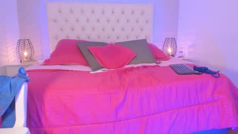 Diana Tamayo online show from 11-24-25, 10:42