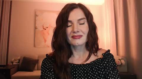 Snapshot of diana_delua chatting on 09-29-25, 04:45 Diana DeLua online show from 09-29-25, 04:45