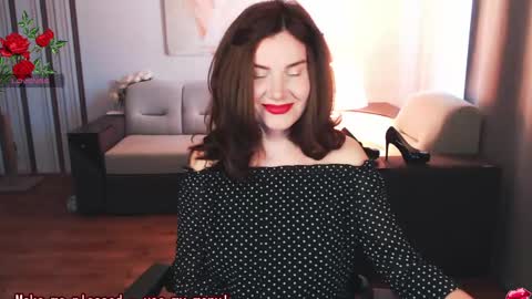 Diana DeLua online show from 05-15-26, 09:49