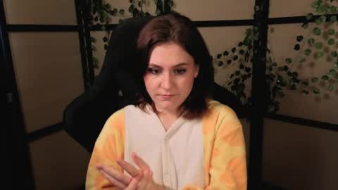 Snapshot of diana_floweri chatting on 04-16-26, 08:48 Diana online show from 04-16-26, 08:48